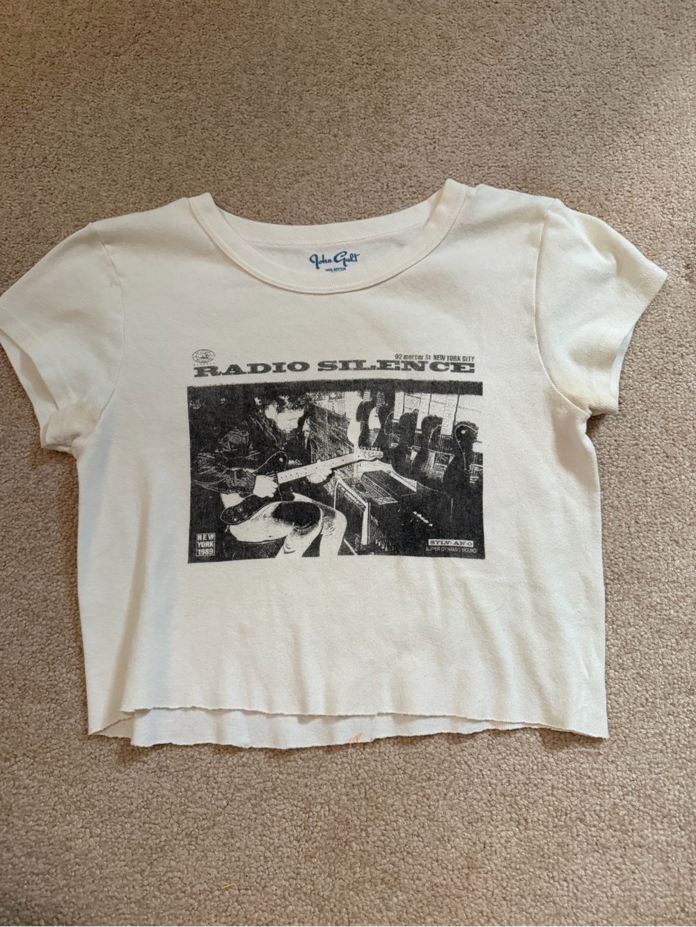Brandy Melville Cream 'Radio Silence' Graphic Crop Tee
